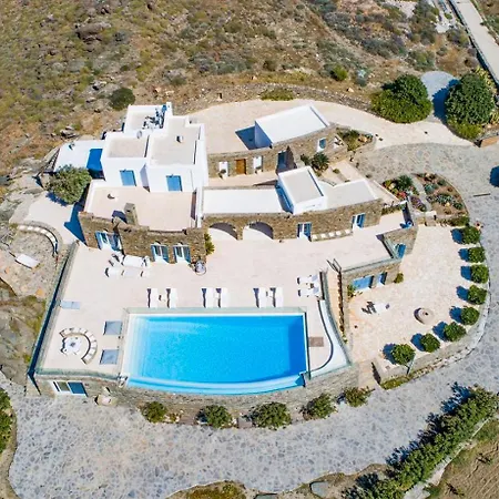 White Shell Ano Syros