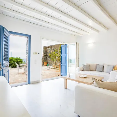 White Shell Ano Syros